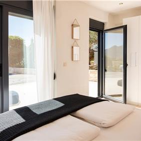 Selection of 4 bedroom villas with pool near Chania, sleeps 8